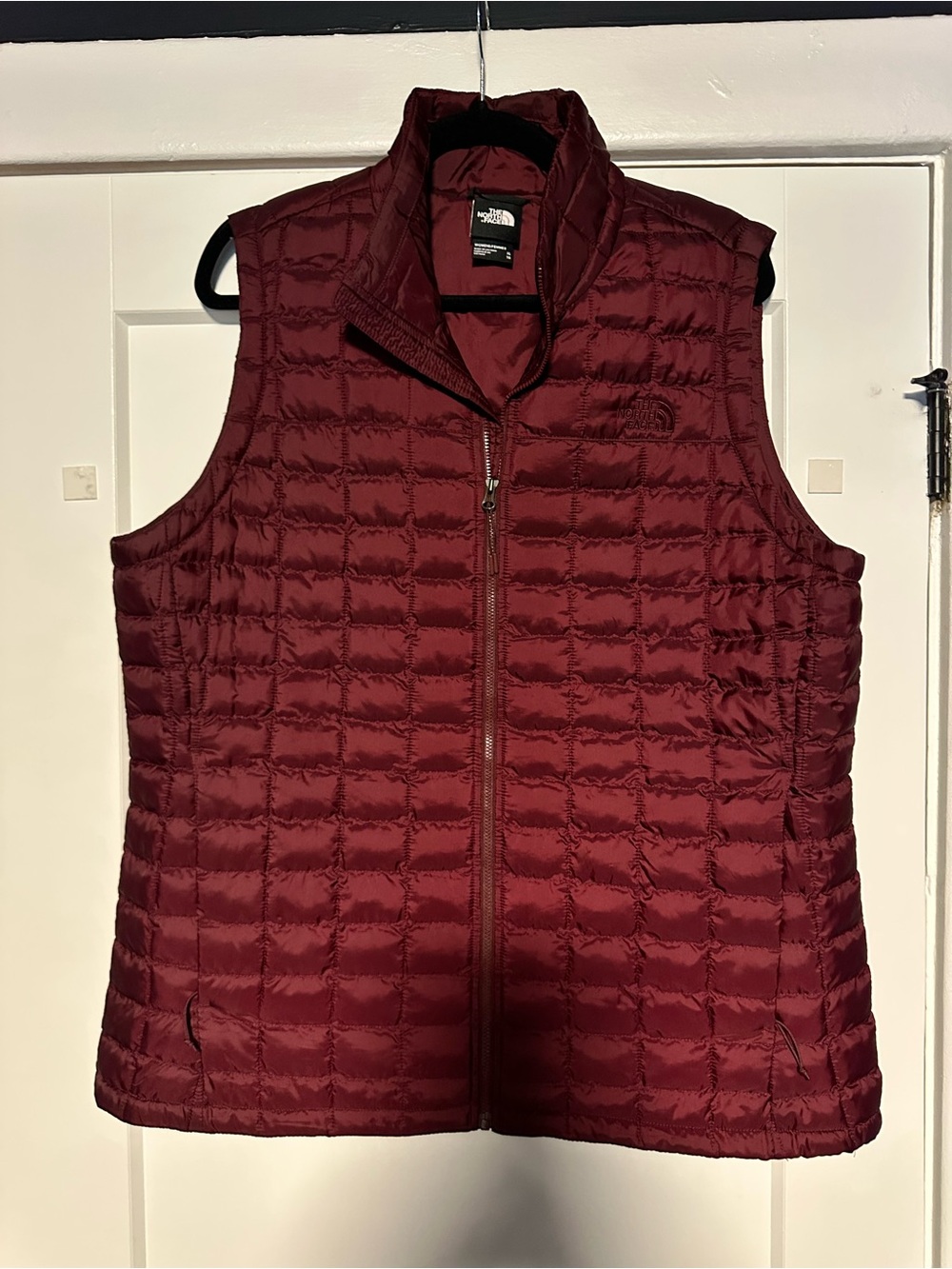 The North Face Women's Burgundy Quilted Packable Vest - Size XL